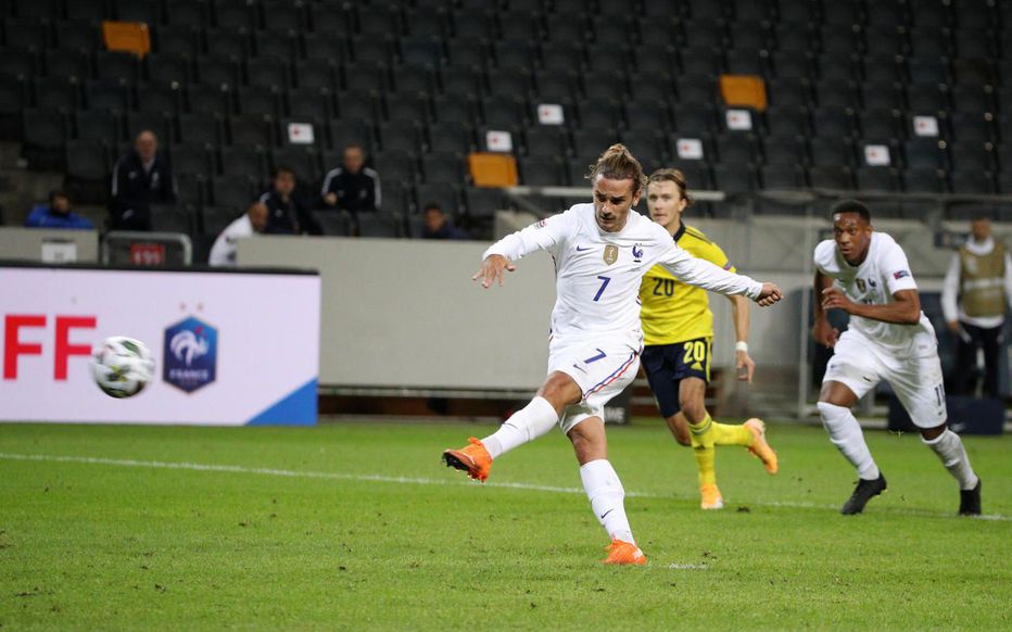 Diferentes actuaciones de jugadores en la selección y el club